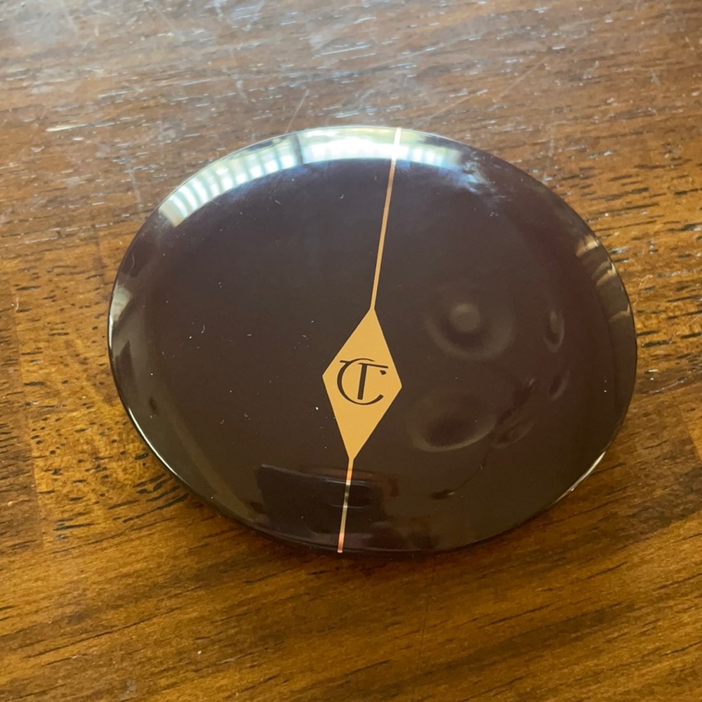 Charlotte Tilbury Cheek to Chic Blush in Sex On Fire